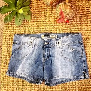 Sz 32 Vintage Killer Jean Shorts